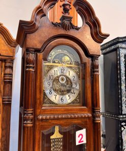 Tạ cây Howard Miller ngắt chuông đêm tự động